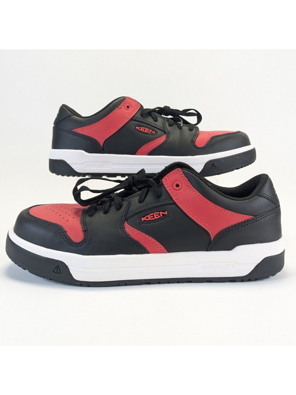 KEEN Overton Mens 12 Work Shoes Carbon Toe Utility Low Top Black Red Sneakers